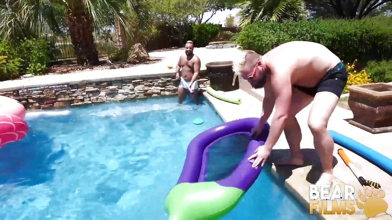 BEARFILMS Bears Lion Reed And John Thomas Raw Breed And Cum