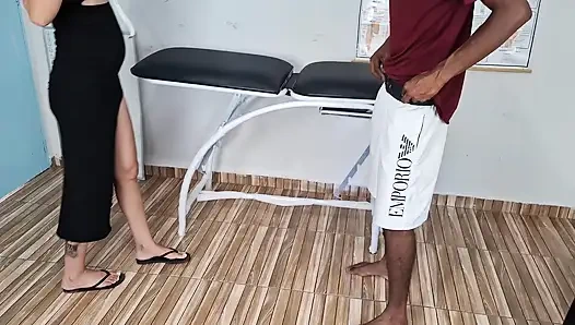 Seamstress takes measurements of the gifted man's pants ended up getting fucked!