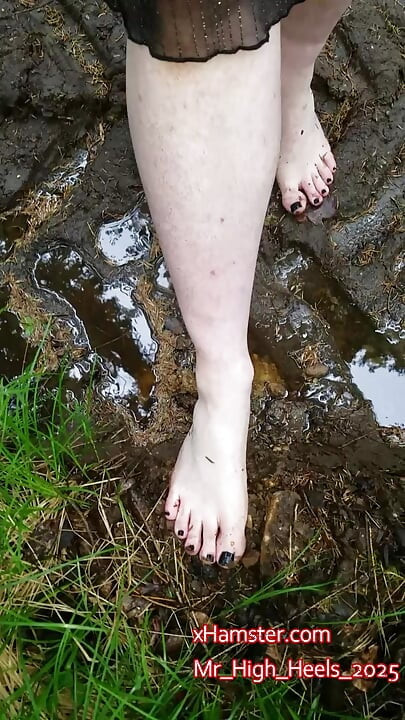 Pieds nus dans la forêt