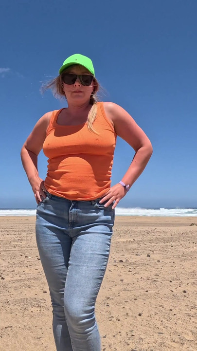 Beach Jeans Wetting - Another Sandy Soaking