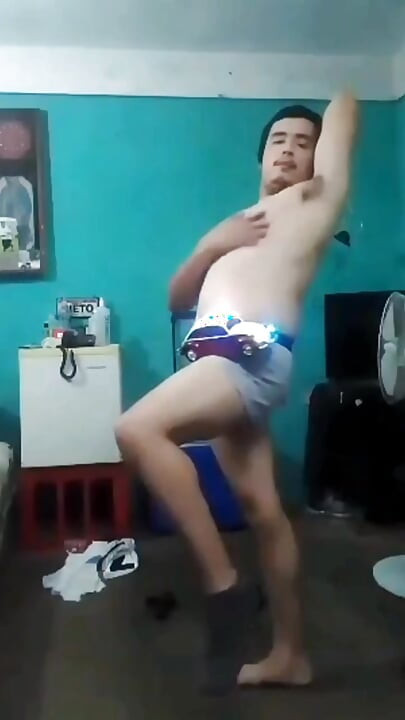 Иисус в Boxer, касаясь его пениса, подборка No4