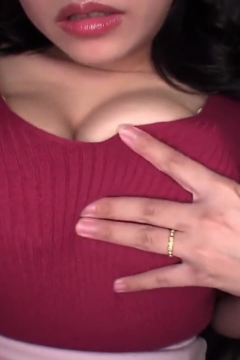 禁断の熱が高まり、既婚の若い妻が大胆で曲線美のある存在感を解き放つ - 第1場