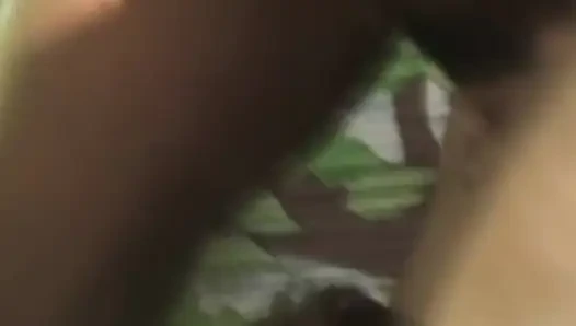 Муж делится своей горячей женой