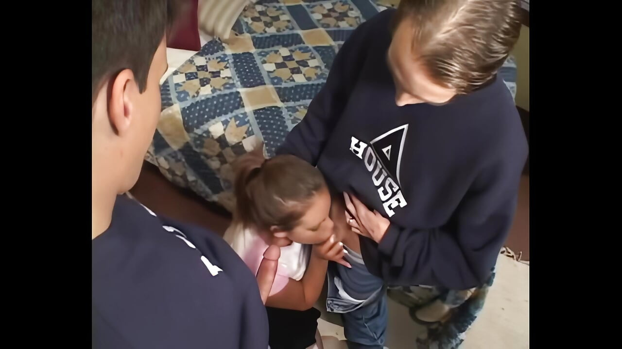 An American Teen Is Looking for New Sexual Experiences!! - (chapter #04)