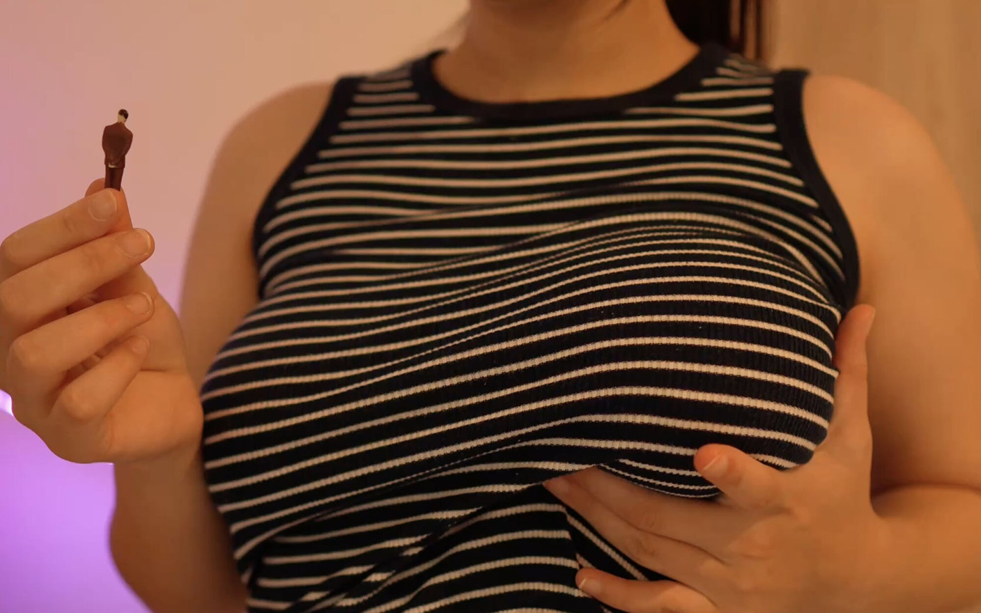 Giantess Girl and Big Boobs