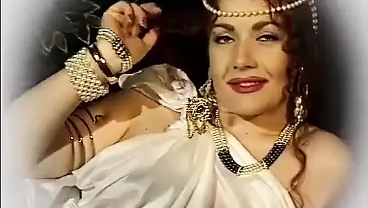 Jessica Rizzo в прогулке во времени, сцена 02