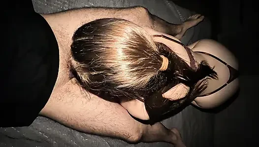 Seorang gadis alami yang cantik