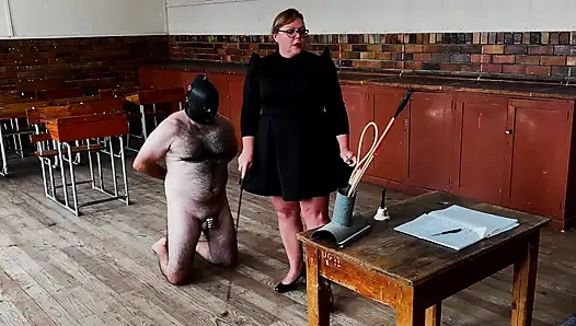 Dominatrix Mistress April - Slave Training Academy