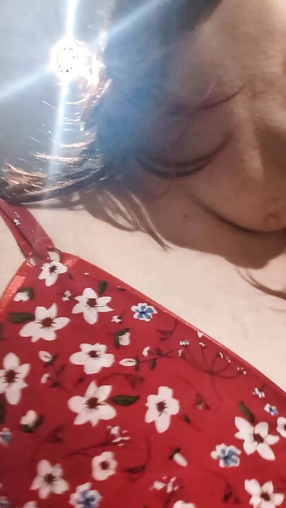 Pega andando no hotel e leva uma enorme carga de porra