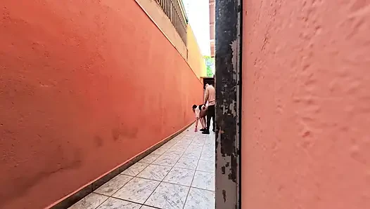 Freeze time magic clap with a blind girl in the alley