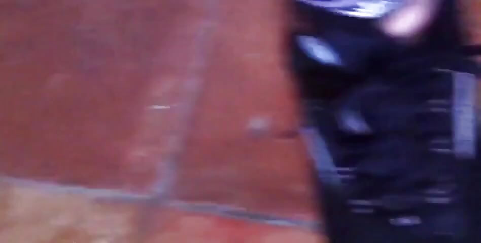 Pee!! Wanna See My Wet Pussy?