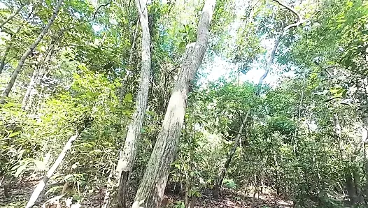 Thai girl walks and brags about peeing pain in the forest, but pushes to masturbate Thai Voice