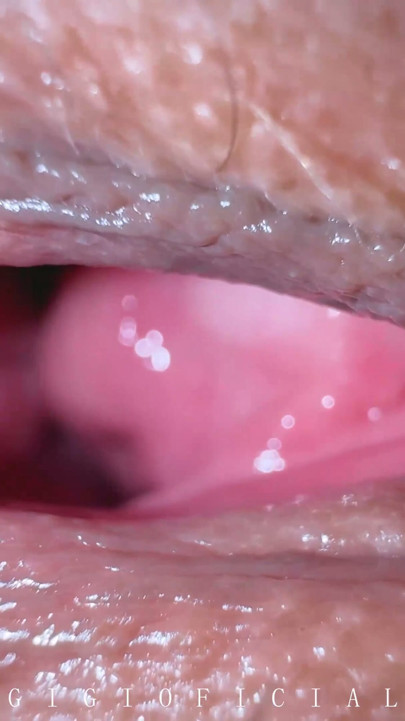 EXTREME EXCLUSIVE CLOSE UP Teen’s orgasmic pussy from inside | Clip 1