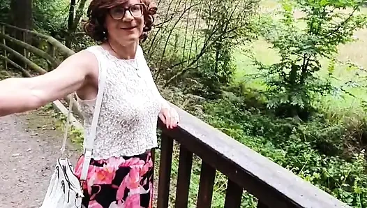 Külotsuz şehvetli gezi