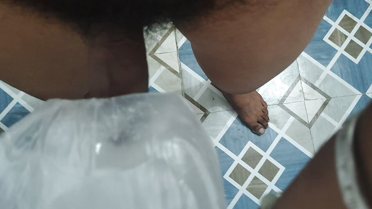 Virgin Twink chia sẻ chiếc giường piusy fack của gia đình bây giờ