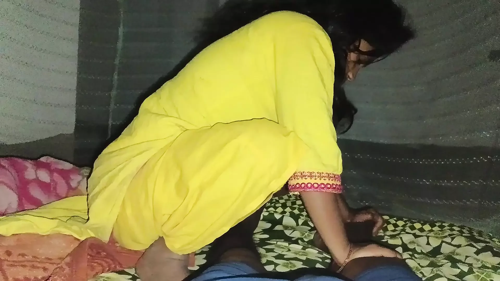 गांव की हॉट भाभी की उसके प्यार से जोरदार चुदाई
