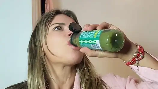 Verbeugt und verehre diese muskel-milf-göttin