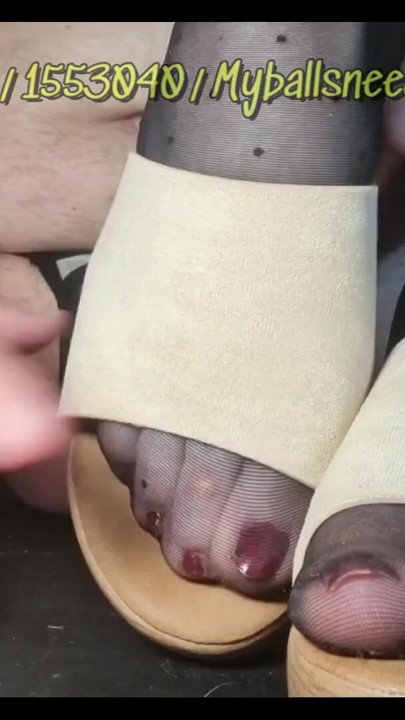 Platform slippers Ballcrushing and barefoot ballcrushing | Clip 1