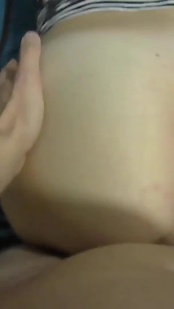Must-see moment from "Cumshot on her pussy and putting it back in"