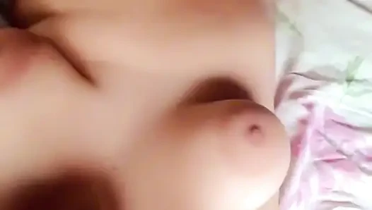 Videocall cewek ini lagi bugil dan bikin memeknya berantakan - bunny looner