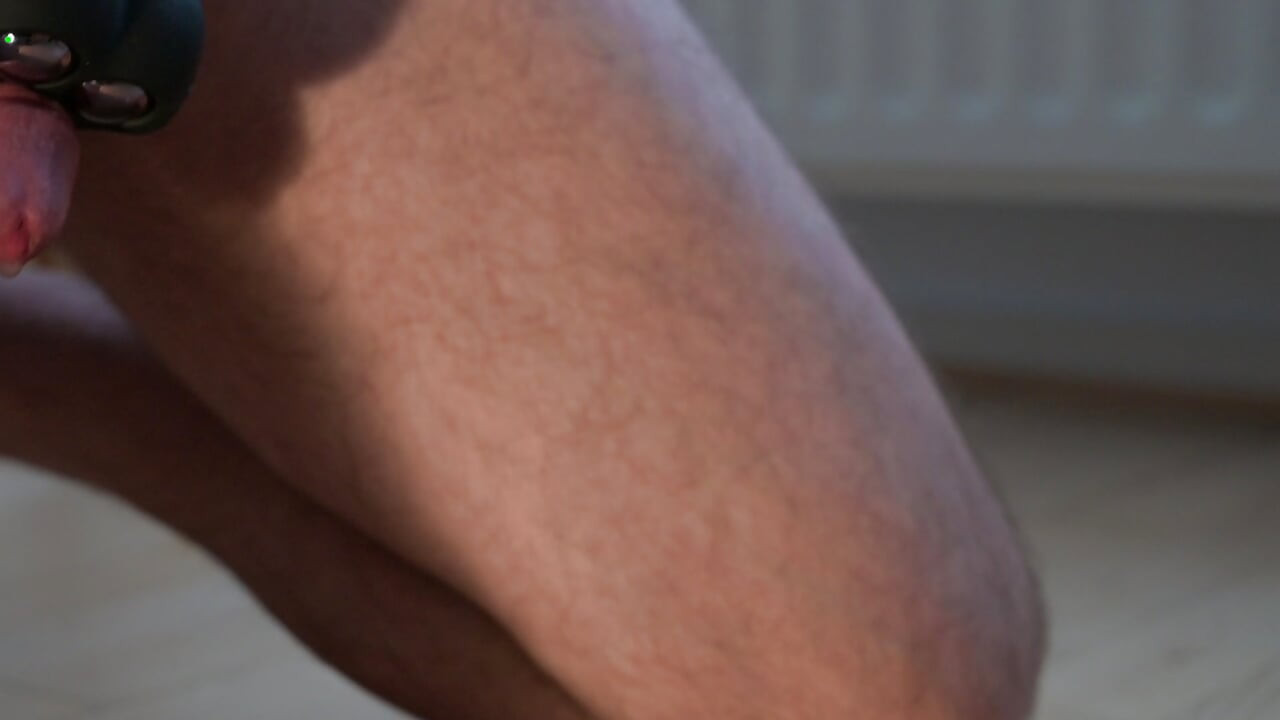 Vibrator melkt meinen schwanz