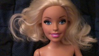 Éjaculation Sur Barbie 15