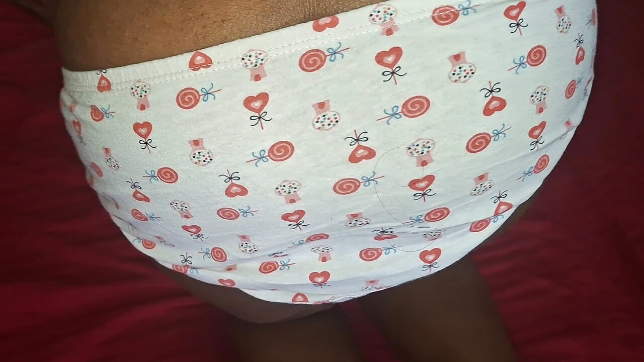 Une MILF à gros nichons cherche l’amour