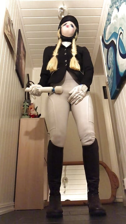 Kigurumi equestrian