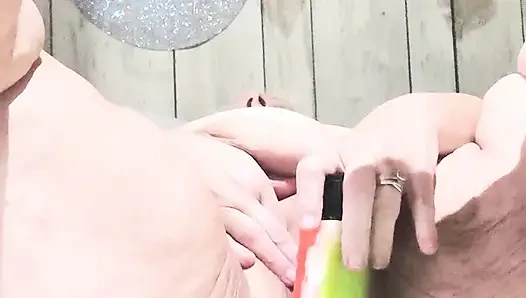 Pantat bahenol cewek sange ini akhirnya dicrot sperma hangat setelah dientot habis-habisan