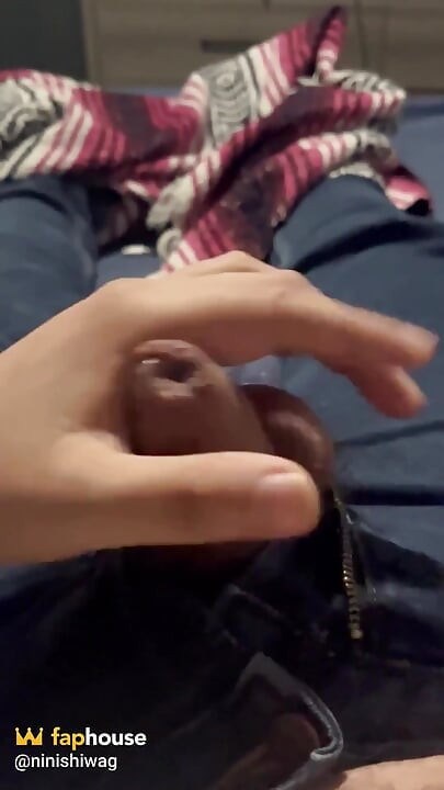 Masturbándose por 9 minutos directos