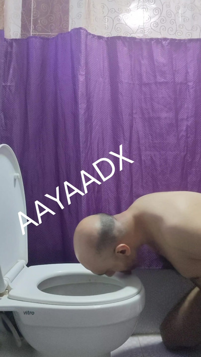 Arab Sub AAYAADX Toilet Seat Licking for Master Exposed Naked in bathroom licking toilet seat as ordered by Master