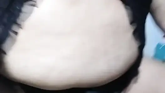 Blowjob, geritten und auf allen vieren angezogen