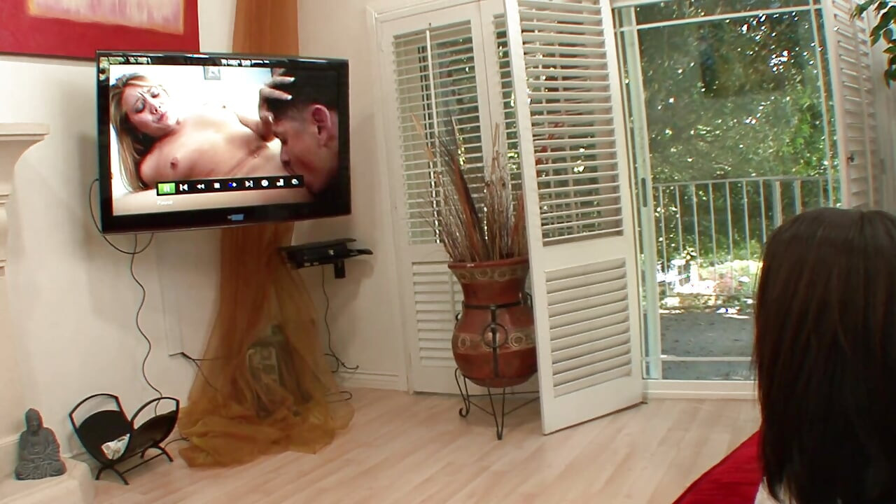 Teen loves rough sex