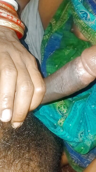 Bhabhi ke sath chut chudai with her naughty husband