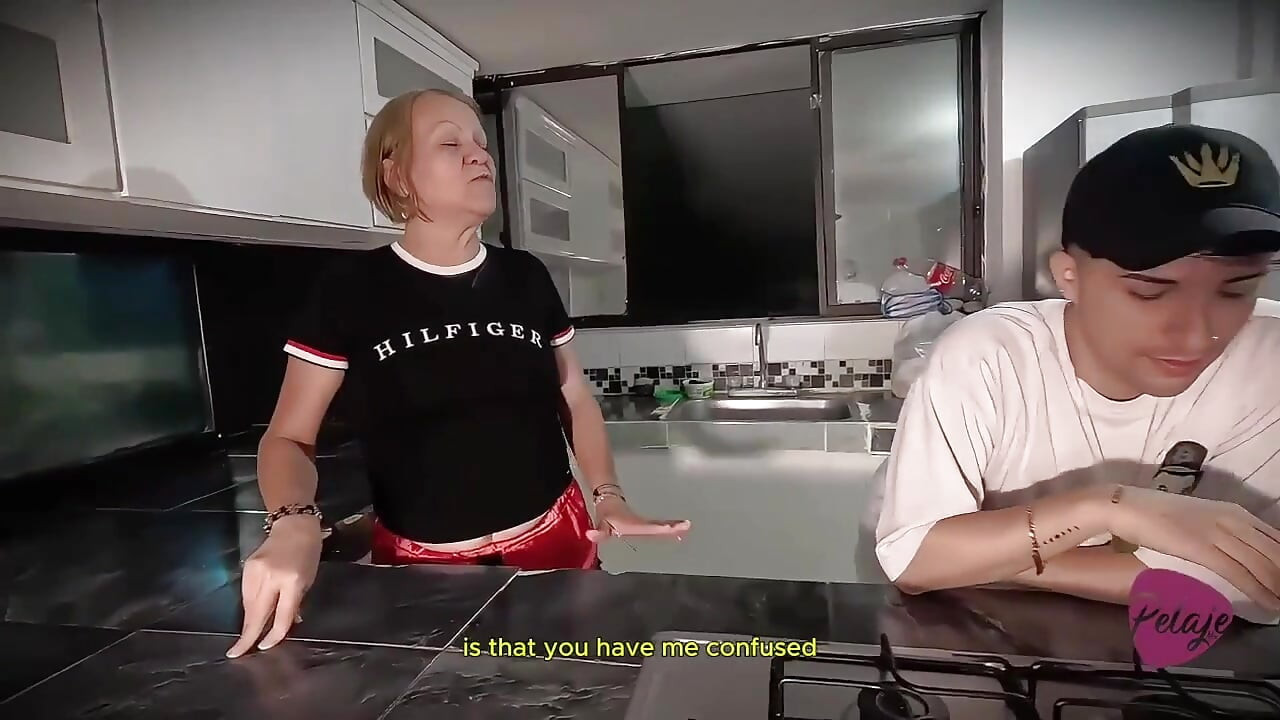 My Girlfriend Wants to Have Sex, but I Like Dick, so My Mother-in-law Helps Me Out.