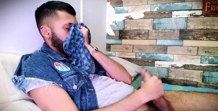 I cum on my underwear, then wear them to the university and then cum again smelling them