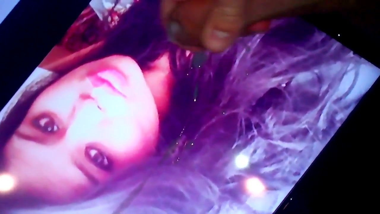 Tributes cum