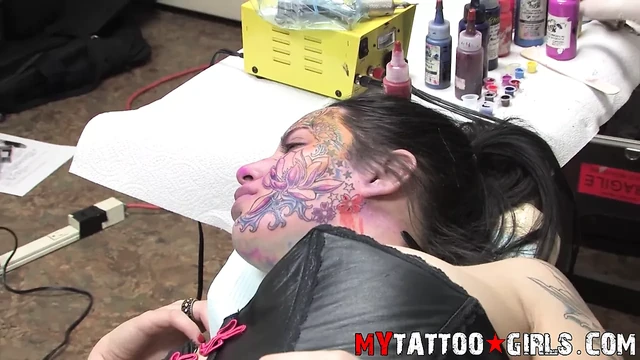KITTEN FACE ADDING COLOR