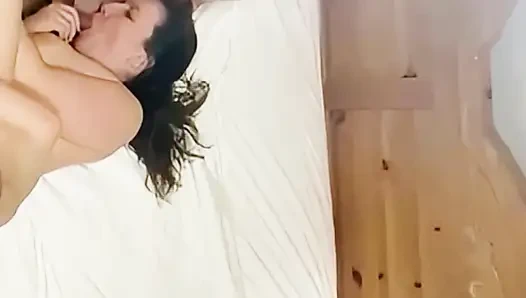 Я поужинал, 69, отшпилил хардкор, тряска сверху, снизу и раком мой ебарь 55 м фотограф заставляет меня умоляет о большем!