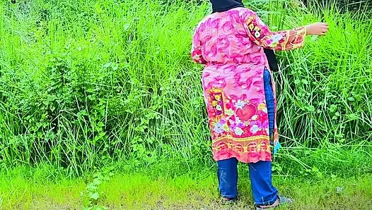 Big Ass Hot Beautiful Muslim Girl Sex Vlog in Jungle Resort