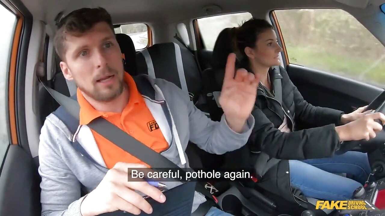 Falešná autoškola - výzva Sát ptáka živě Tictok