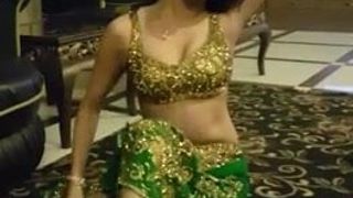 Bailarina india caliente