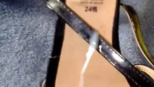 Heels cumshot
