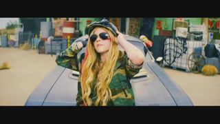 Трибьют спермы для Avril Lavigne, рок-н-ролл у глорихола