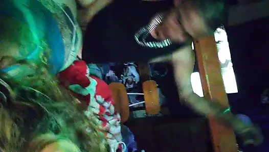 Istri hot elsa si pelacur nakal dientot dua kontol sekalian