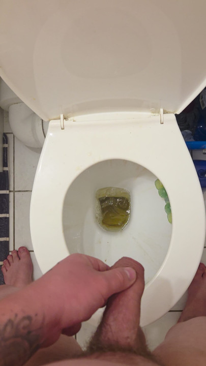Piss video of the young cock