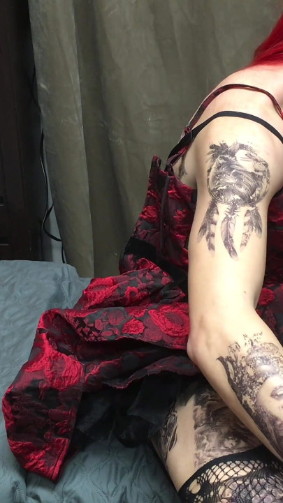 Extremely Hot Tatted Crossdresser Masturbation