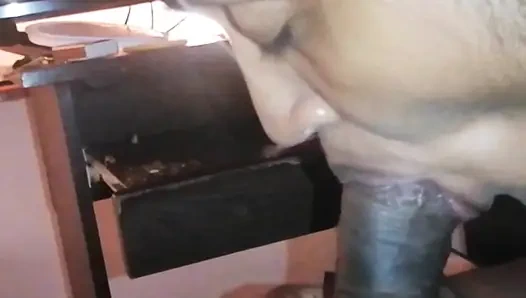 Perants'ımı ziyaret etmek için Sri Lanka'ya geldim, beni sikmek isteyen yeni seksi bir ev hizmetçileri vardı