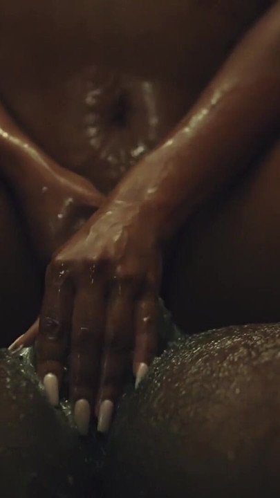 NURU massage und fick | Clip 1