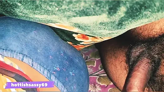 Sana amcığımı vermeyeceğimi söyledi elini kullan